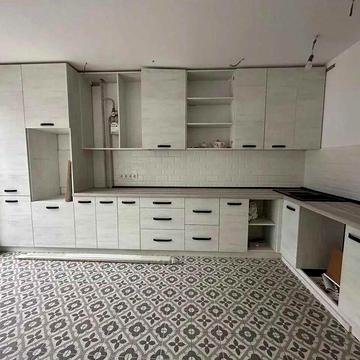 2кім з ремонтом укомплектована