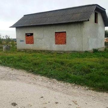 Продається не добудований будинок