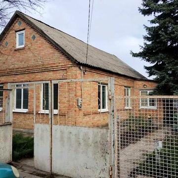 Будинок у м. Синельникове з меблями і технікою