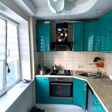 Верховної Ради бульв., 22-Б