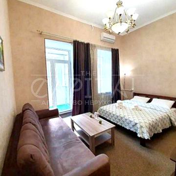 Оренда / Квартира / вул. Костьольна, Київ