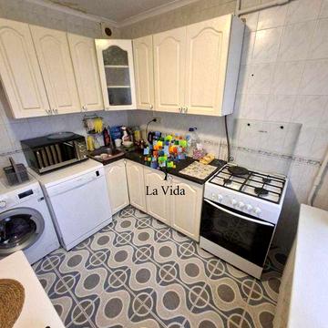 Здається простора, затишна 2-к квартира, біля м.Оболонь 15 хв пішки