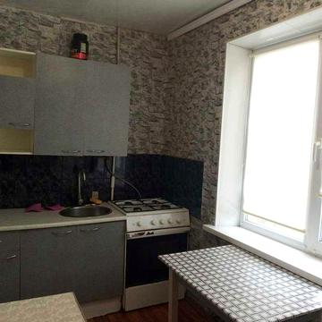 Сдам 1-ком Левый Берег 3 мкр возле Варуса. СРОЧНО!