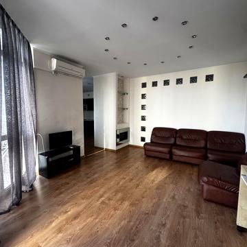 Миколи Руденка бульв. (Кольцова), 14-Е