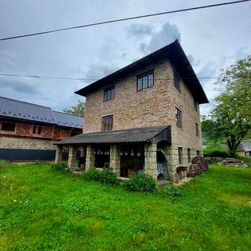 Продаж будинку в м.Яремче