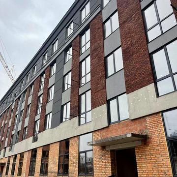 Продажа 2к квартири 62.8 кв. м  на вул. Соборній 32 (під програми тако