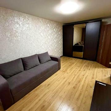 Оренда 1-кім квартири з ремонтом в центрі міста