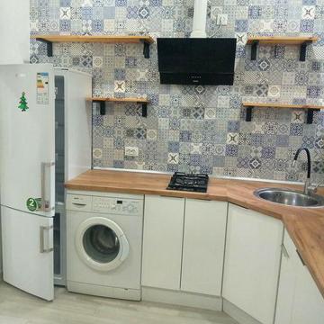 Здам 1 кімнатну квартирку в частині будинку. Сучасний ремонт.