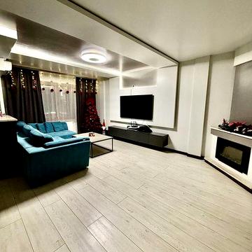 Продаж 3-кімнатноі квартири. Озерна