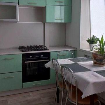 Сдам 4х комнтаную квартиру 10й район