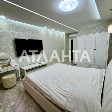 Небесної Сотні просп. (Маршала Жукова), 111