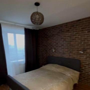 Сдам 1 комнатную ГАЗ , Слобожанское /Левый берег /район Брама