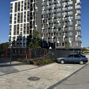 Новобудова , двокімнатна крупногсбаритна , рн Ковалівка ЖК А+Я