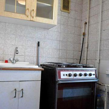 Продам 1, Дніпровський р-н, вул. Малишка Андрія 27, метро Чернігівська