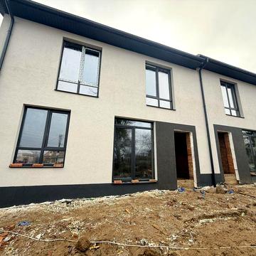 Продам таунхаус газифікований поряд школа