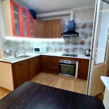 Простора 4к квартира біля м. Позняки/Осокорки вул. Анни Ахматової