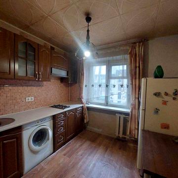 ПРОДАЖА. 1 кімнатна квартира. Черьомушки. Блочно-цеглянний будинок.