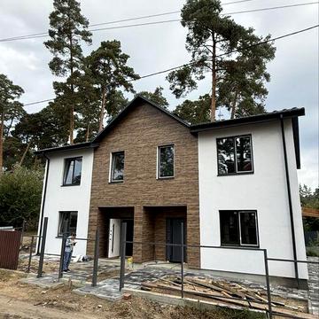 Дуплекс в місті Буча