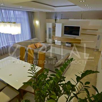 Оренда квартири, вул. Круглоуніверситетська, Печерський р-н