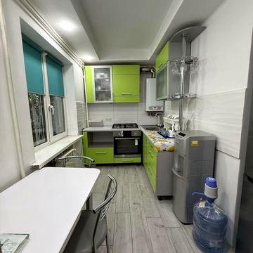 Продам 2-х кімн Черемушки газ АО