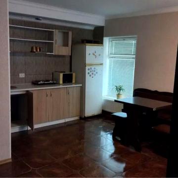 Здам однокімнатну частину будинку на Гніванському шосе,Аграрний універ