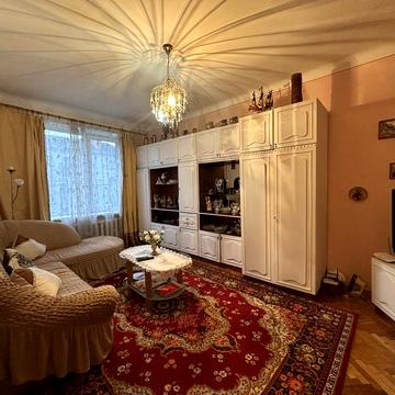 Продаж 2к в центрі міста по вул.Руська