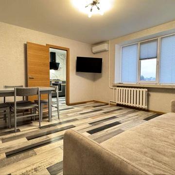 Оренда 2-к.кварт. 54 м.кв Стратегічне шосе, 21 Голосіїво