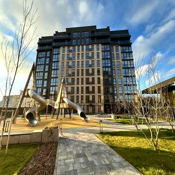 Продаж 2-кімнатної квартири з панорамними вікнами! Виставка