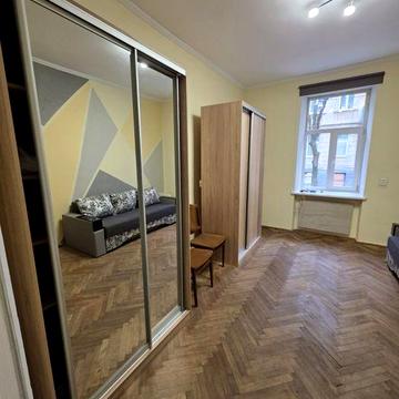 Продаж 1к квартири вул. О. Степанівни(бічна бр. Міхновських)