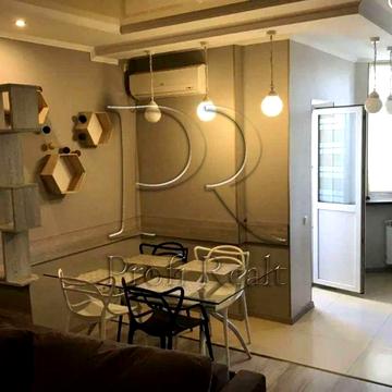 Оренда 1 к кв вул.А. Ахматової 30, м. Позняки/Осокорки .