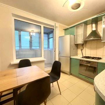 Оренда 2 кімн.  49м2, Русанівська набережна 6, Русанівка, Лівобережна