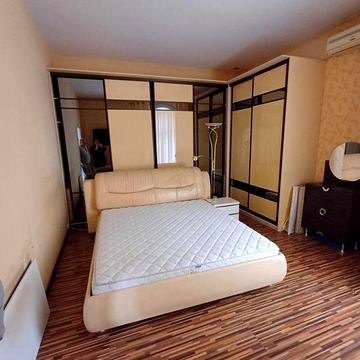 здам 2 сучасні будинки на Гагаріна за ціною одного