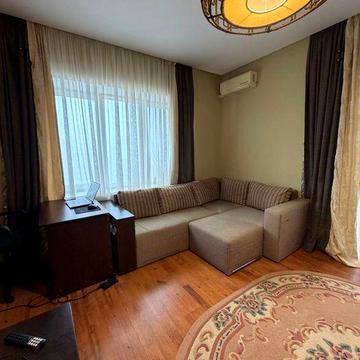 Продам 2 кімнатну квартиру.