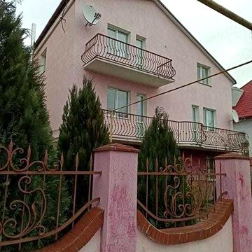 Продаж будинку на Старому місті