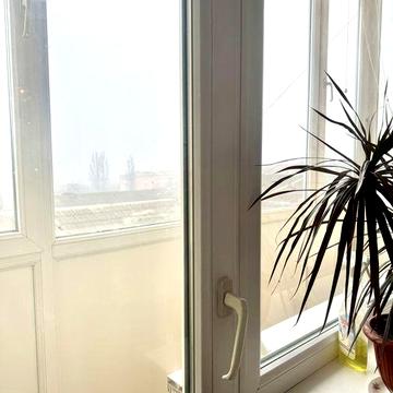 Продам Двокімнатна квартиру з АГВ, Центр!