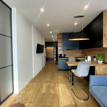 Ділова вул. (Димитрова), 1/2