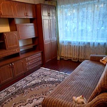 Однокімнатна квартира в довгострокову оренду. Власник