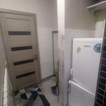 Здається 1кімн кв. у центрі від власника,світло Є!