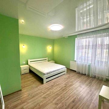 Оренда 2-к квартири на вул. Богдана Хмельницького