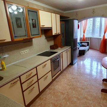 3-к 92 кв.м. ремонт м «Осокорки» «Позняки» Урлівская 12