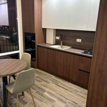 Оренда 1,5 кімнатної квартири 1 центр  в Фемелі Плаза від власника