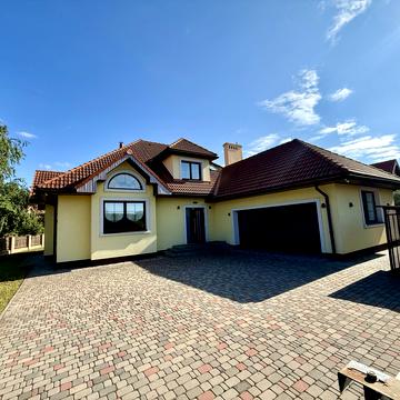 Артурівська, 5