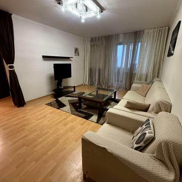 Сдам 2ую квартиру новострой 70м пр.Гагарина,/ул.Сегедская газ 12000грн