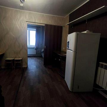 Сдам комунальную квартиру