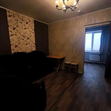 Сдам комунальную квартиру