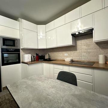 Продаж 1-кв в ЖК «Сонячний»48,7 кв.м,ремонт в будинку ГЕНЕРАТОР,УКРИТЯ ЖК «Сонячний»