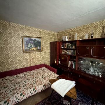 Авіаконструктора Антонова вул., 4к1