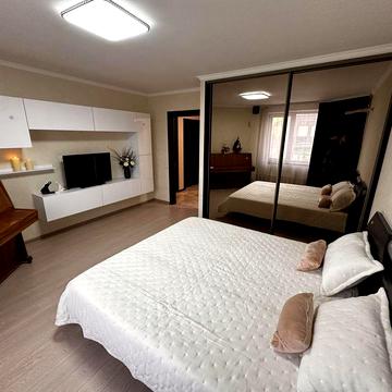 Жк Софія, оренда 2к квартири, Лесі Українки 28.