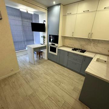 Продаж видової 4к/к в новобудові вул. Лазурна ‼️