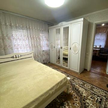 Продам частину будинку, з флігелем, на Новоолексіївці!